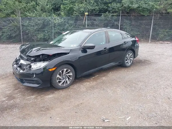 2HGFC2F76JH577499 2018 HONDA CIVIC - Image 2