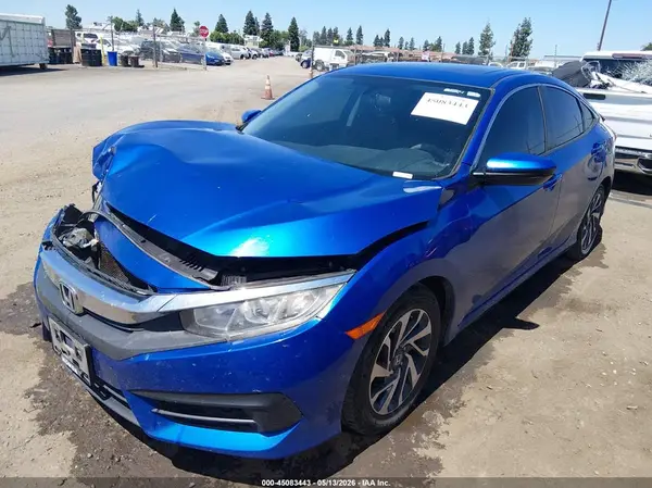 2HGFC2F76JH578880 2018 HONDA CIVIC - Image 2