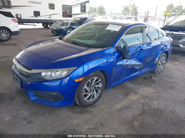 2HGFC2F76JH596795 2018 HONDA CIVIC - Image 2