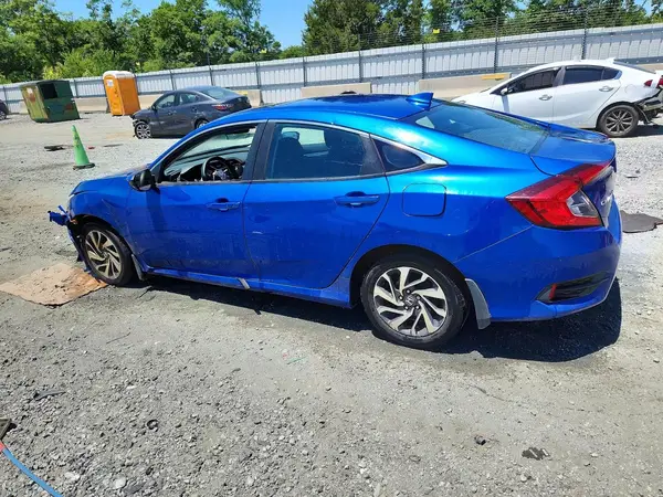 2HGFC2F76JH599096 2018 HONDA CIVIC - Image 2