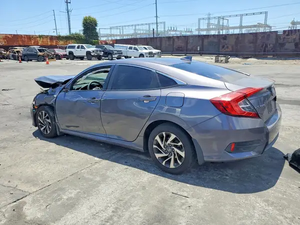 2HGFC2F76JH601218 2018 HONDA CIVIC - Image 2