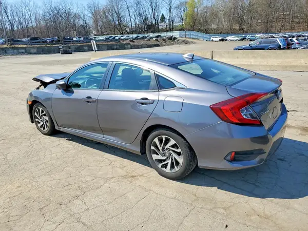 2HGFC2F76JH601462 2018 HONDA CIVIC - Image 2