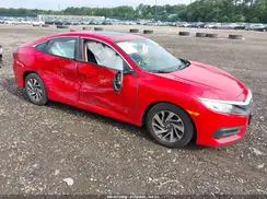 2HGFC2F76JH607035 2018 HONDA CIVIC