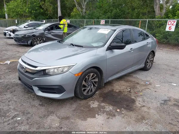 2HGFC2F77HH536275 2017 HONDA CIVIC - Image 2