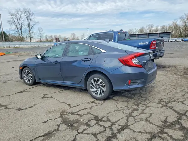 2HGFC2F77JH501029 2018 HONDA CIVIC - Image 2
