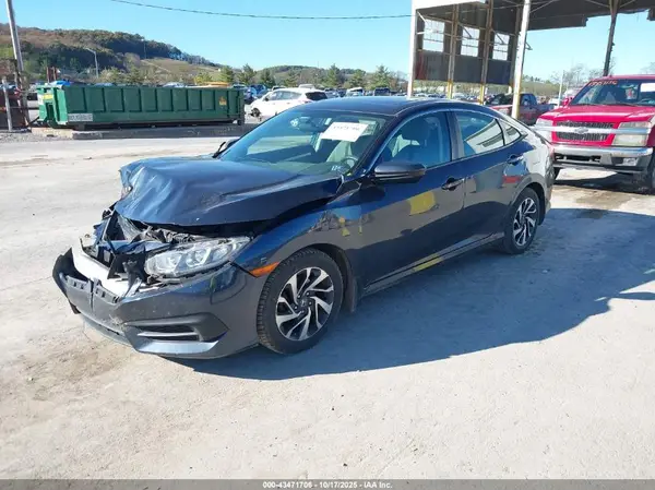 2HGFC2F77JH501063 2018 HONDA CIVIC - Image 2