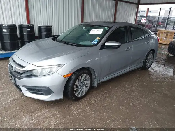 2HGFC2F77JH503749 2018 HONDA CIVIC - Image 2