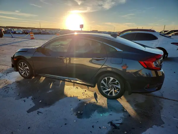 2HGFC2F77JH504402 2018 HONDA CIVIC - Image 2