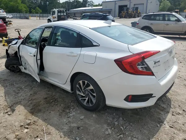 2HGFC2F77JH521300 2018 HONDA CIVIC - Image 2