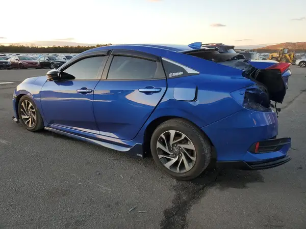 2HGFC2F77JH524004 2018 HONDA CIVIC - Image 2