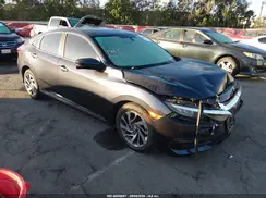 2HGFC2F77JH531261 2018 HONDA CIVIC