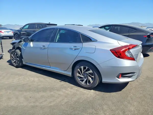 2HGFC2F77JH533432 2018 HONDA CIVIC - Image 2