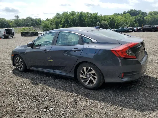 2HGFC2F77JH548674 2018 HONDA CIVIC - Image 2