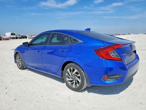 2HGFC2F77JH552806 2018 HONDA CIVIC - Image 2