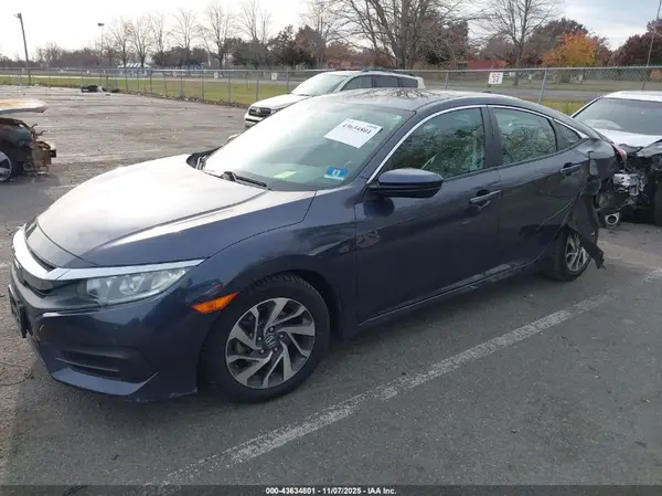 2HGFC2F77JH562252 2018 HONDA CIVIC - Image 2