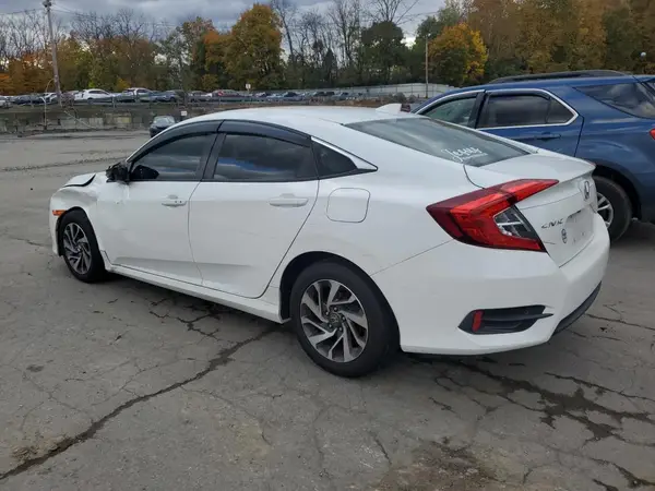 2HGFC2F77JH564874 2018 HONDA CIVIC - Image 2
