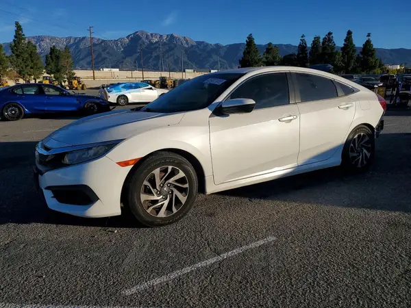 2HGFC2F77JH569363 2018 HONDA CIVIC - Image 1