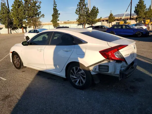 2HGFC2F77JH569363 2018 HONDA CIVIC - Image 2