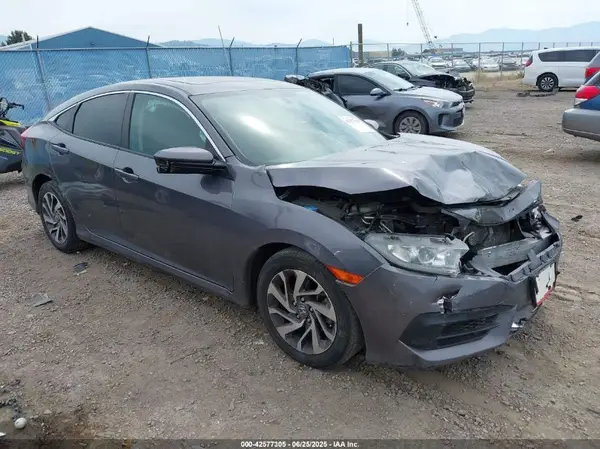 2HGFC2F77JH572098 2018 HONDA CIVIC - Image 1