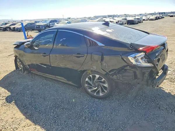 2HGFC2F77JH573641 2018 HONDA CIVIC - Image 2
