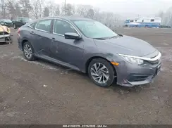 2HGFC2F77JH580802 2018 HONDA CIVIC