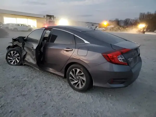 2HGFC2F77JH580878 2018 HONDA CIVIC - Image 2
