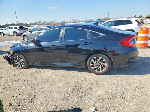 2HGFC2F77JH583909 2018 HONDA CIVIC - Image 2