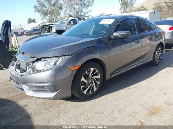 2HGFC2F77JH601504 2018 HONDA CIVIC - Image 2