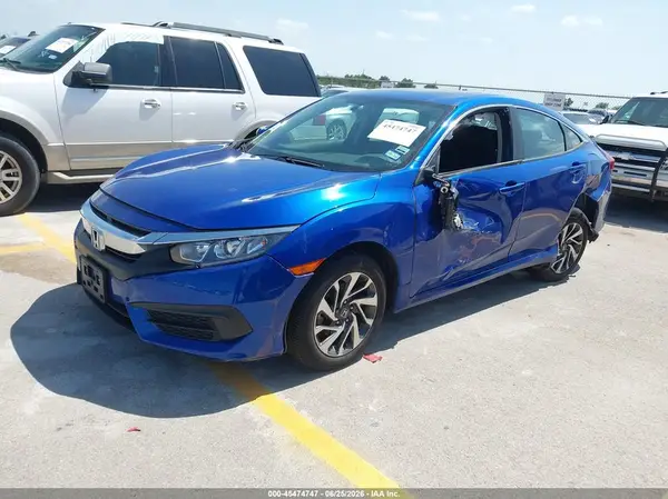 2HGFC2F77JH603981 2018 HONDA CIVIC - Image 2