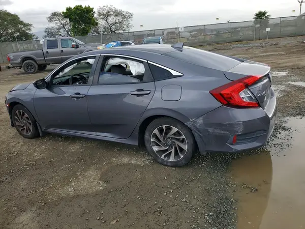 2HGFC2F77JH608873 2018 HONDA CIVIC - Image 2