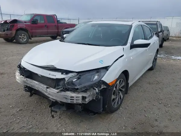 2HGFC2F77KH006878 2019 HONDA CIVIC - Image 2