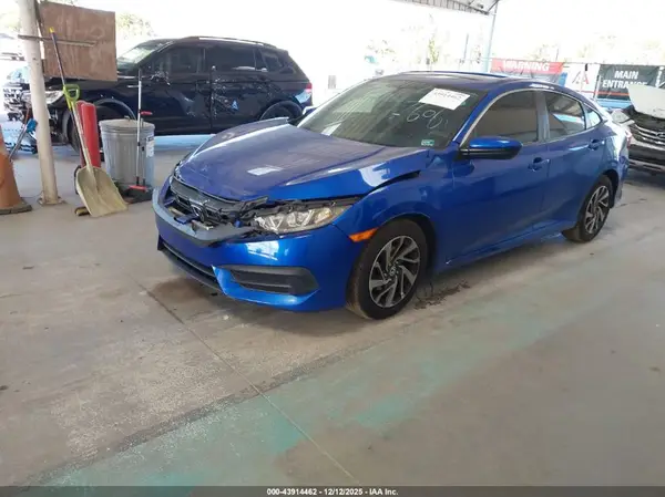 2HGFC2F78HH517606 2017 HONDA CIVIC - Image 2