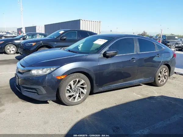 2HGFC2F78HH538083 2017 HONDA CIVIC - Image 2