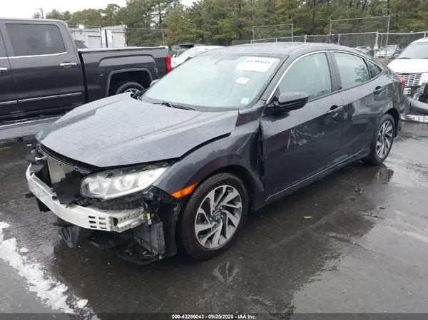 2HGFC2F78HH555451 2017 HONDA CIVIC - Image 2