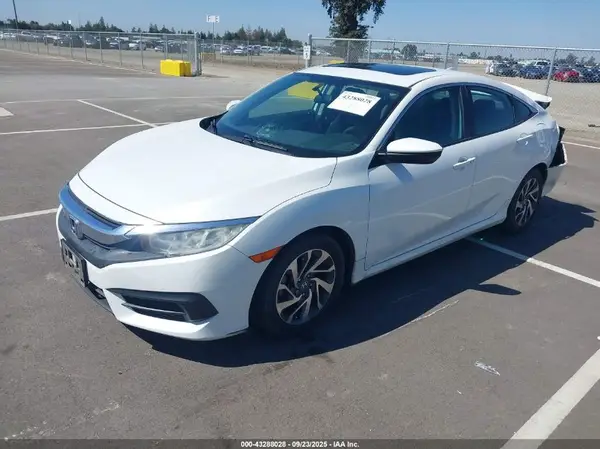 2HGFC2F78HH555529 2017 HONDA CIVIC - Image 2