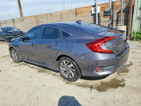 2HGFC2F78HH562576 2017 HONDA CIVIC - Image 2