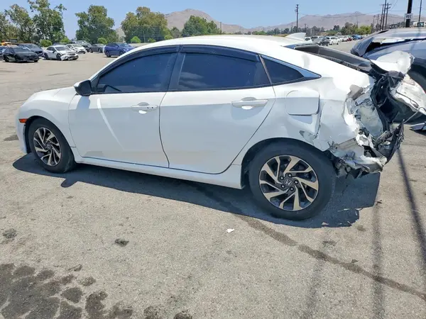 2HGFC2F78HH577658 2017 HONDA CIVIC - Image 2