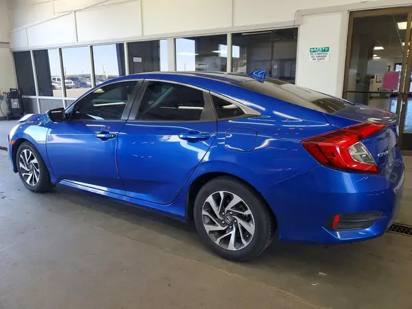 2HGFC2F78JH502142 2018 HONDA CIVIC - Image 2