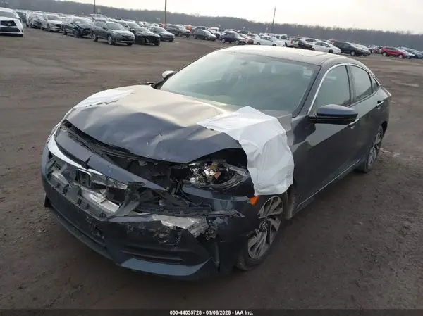 2HGFC2F78JH516042 2018 HONDA CIVIC - Image 2