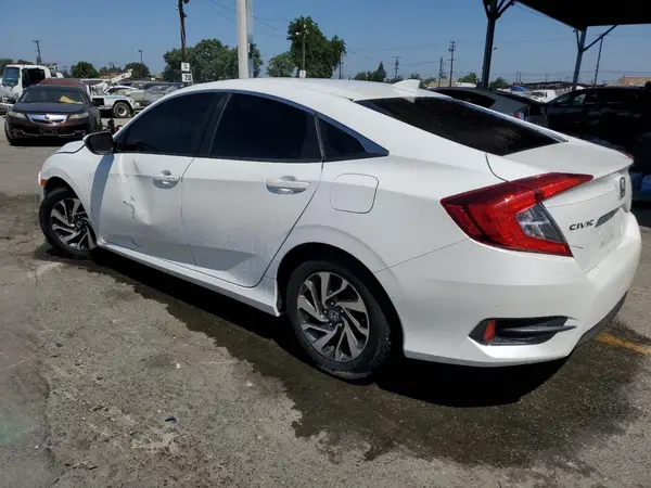 2HGFC2F78JH516929 2018 HONDA CIVIC - Image 2