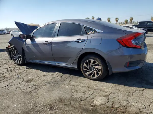 2HGFC2F78JH517305 2018 HONDA CIVIC - Image 2