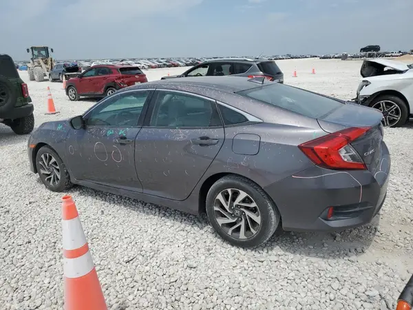 2HGFC2F78JH524822 2018 HONDA CIVIC - Image 2
