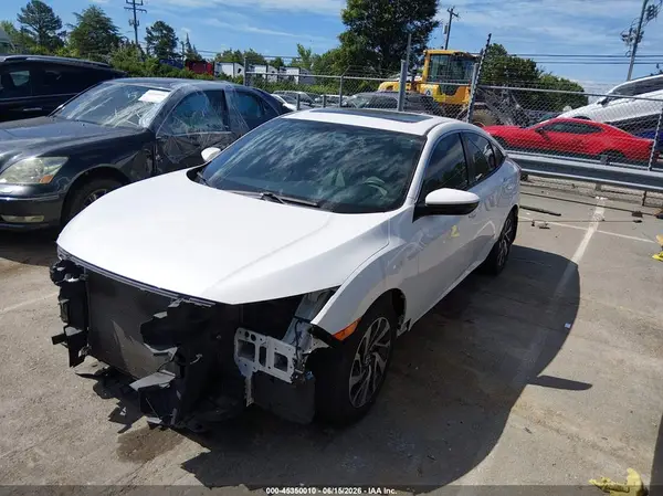 2HGFC2F78JH528966 2018 HONDA CIVIC - Image 2