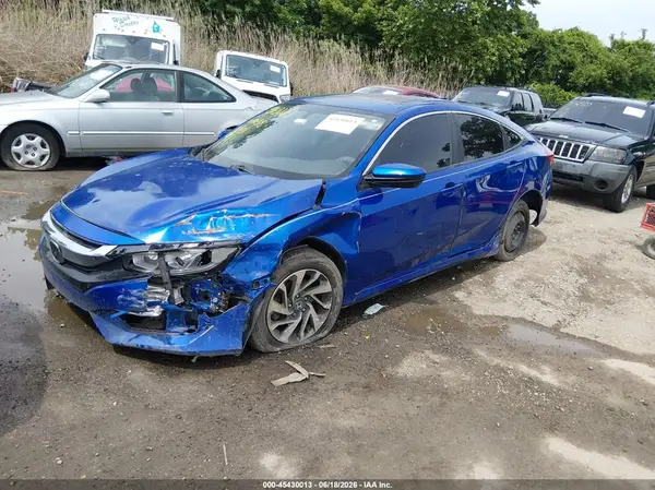 2HGFC2F78JH535366 2018 HONDA CIVIC - Image 2