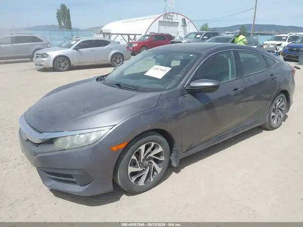 2HGFC2F78JH542818 2018 HONDA CIVIC - Image 2