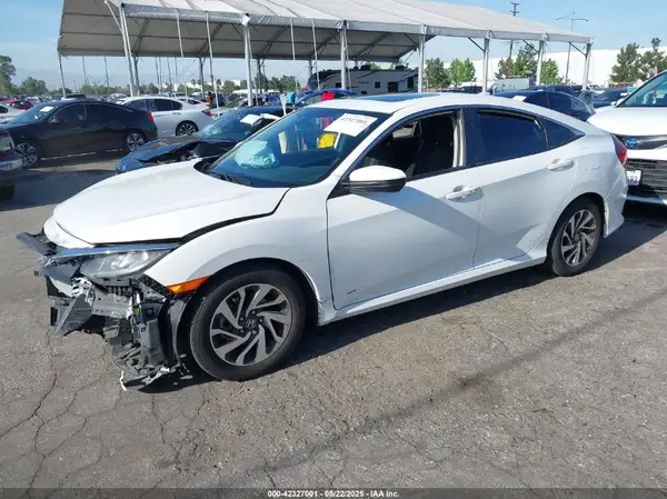 2HGFC2F78JH570022 2018 HONDA CIVIC - Image 2