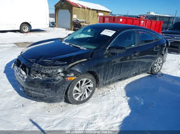 2HGFC2F78JH572840 2018 HONDA CIVIC - Image 2