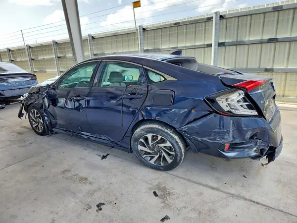 2HGFC2F78JH589394 2018 HONDA CIVIC - Image 2