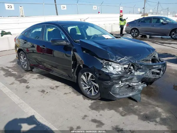 2HGFC2F78JH596197 2018 HONDA CIVIC - Image 1