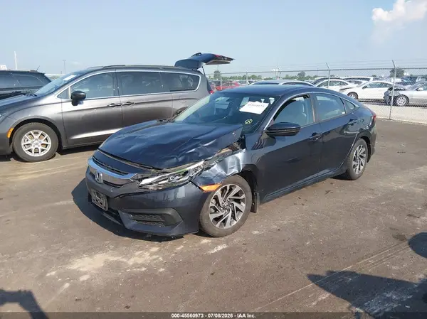 2HGFC2F78JH597012 2018 HONDA CIVIC - Image 2